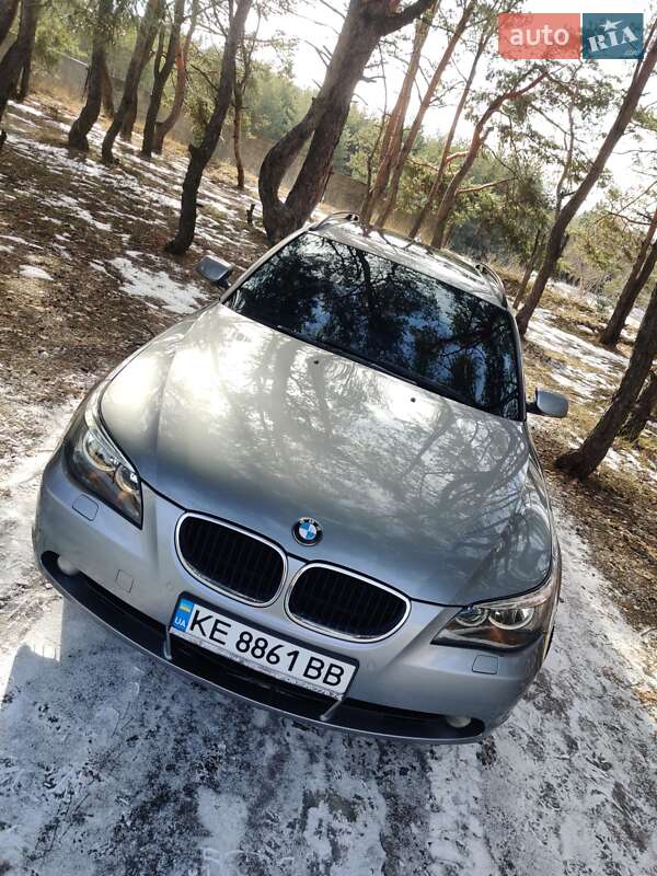 BMW 5 Series 2004