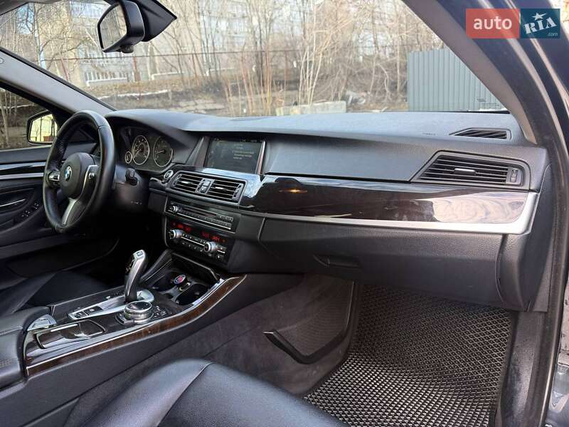 Седан BMW 5 Series 2013 в Днепре