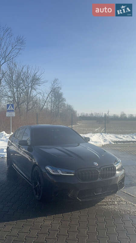 Седан BMW 5 Series 2017 в Черновцах