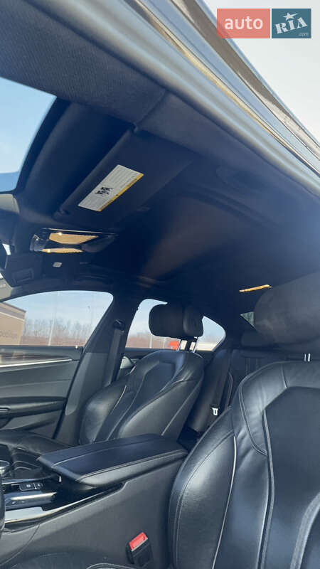 Седан BMW 5 Series 2017 в Черновцах