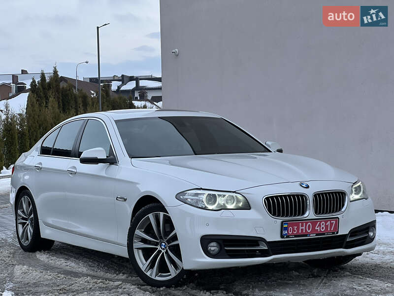 Седан BMW 5 Series 2015 в Ровно