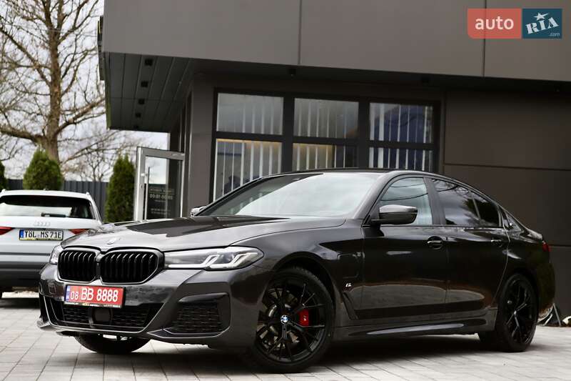 Седан BMW 5 Series 2020 в Дрогобыче