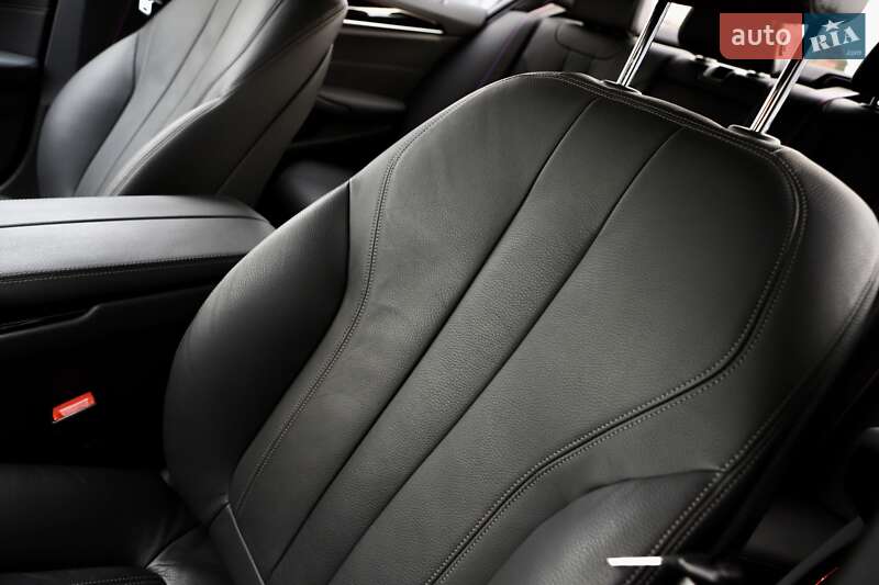 Седан BMW 5 Series 2020 в Дрогобыче