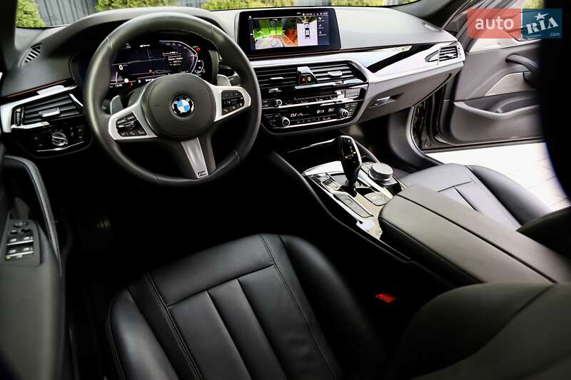 Седан BMW 5 Series 2020 в Дрогобыче