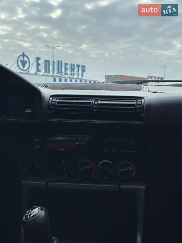 Седан BMW 5 Series 1988 в Одессе