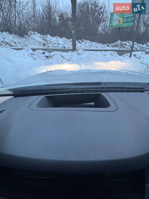 Седан BMW 5 Series 2014 в Луцке фото 24 Седан BMW 5 Series 2014 в Луцке