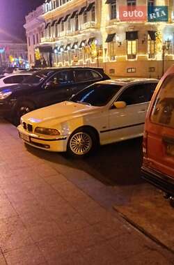 Седан BMW 5 Series 2000 в Одесі