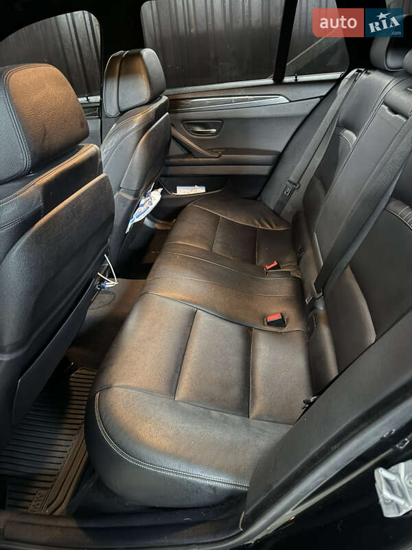 Универсал BMW 5 Series 2016 в Киеве