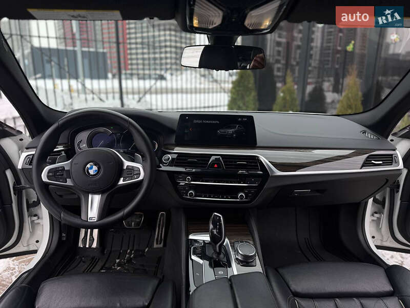 Седан BMW 5 Series 2017 в Киеве фото 26 Седан BMW 5 Series 2017 в Киеве