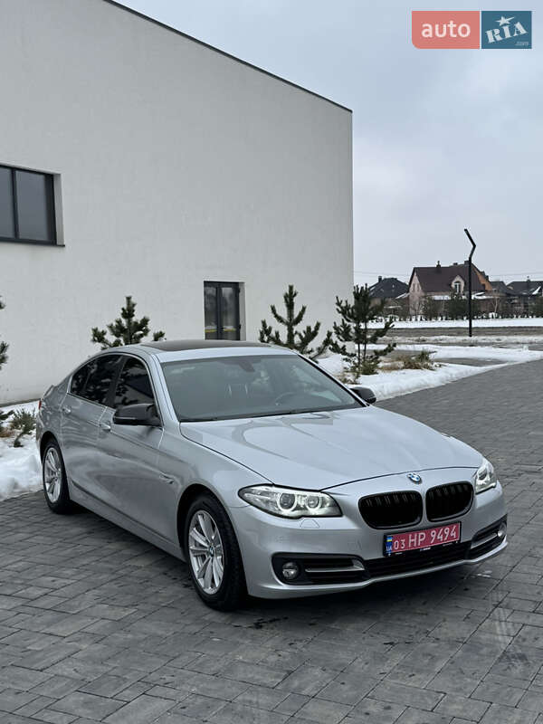 Седан BMW 5 Series 2016 в Луцке