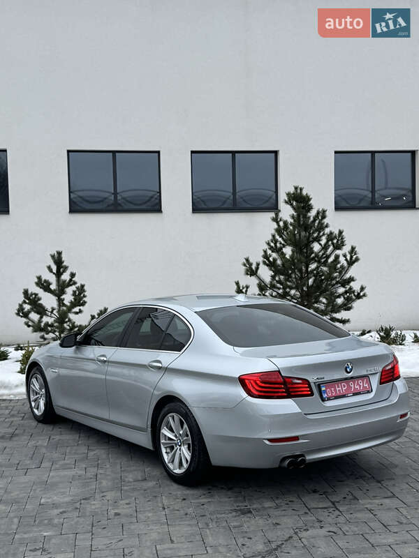 Седан BMW 5 Series 2016 в Луцке