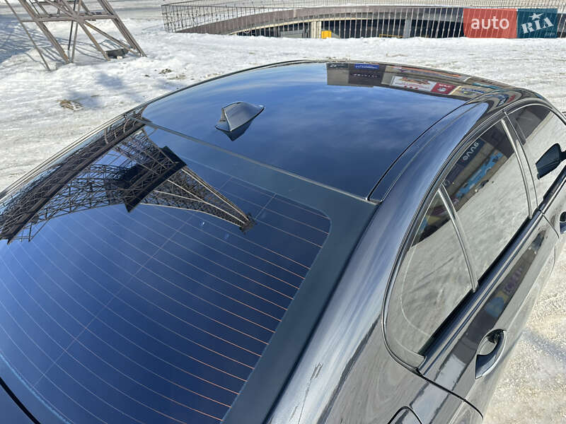 Седан BMW 5 Series 2015 в Харькове