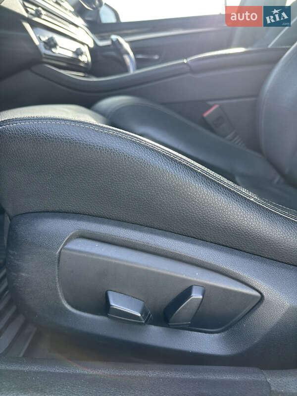 Седан BMW 5 Series 2015 в Харькове