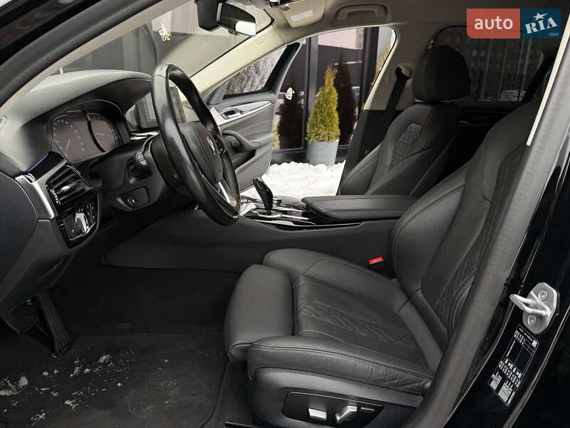 Седан BMW 5 Series 2020 в Киеве