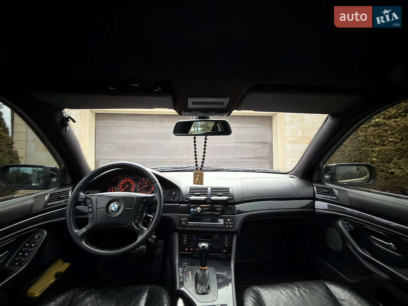 Седан BMW 5 Series 2000 в Одессе