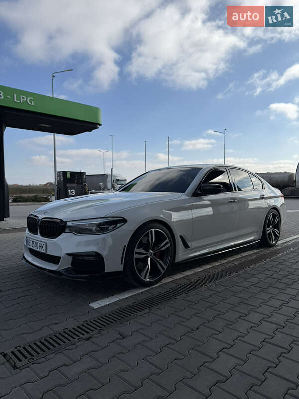 Седан BMW 5 Series 2017 в Луцьку