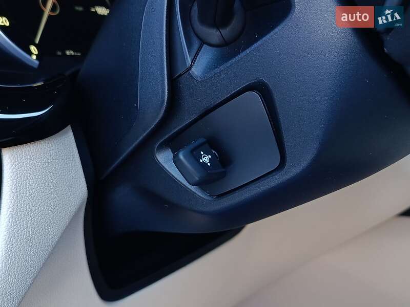 Седан BMW 5 Series 2017 в Луцке фото 39 Седан BMW 5 Series 2017 в Луцке