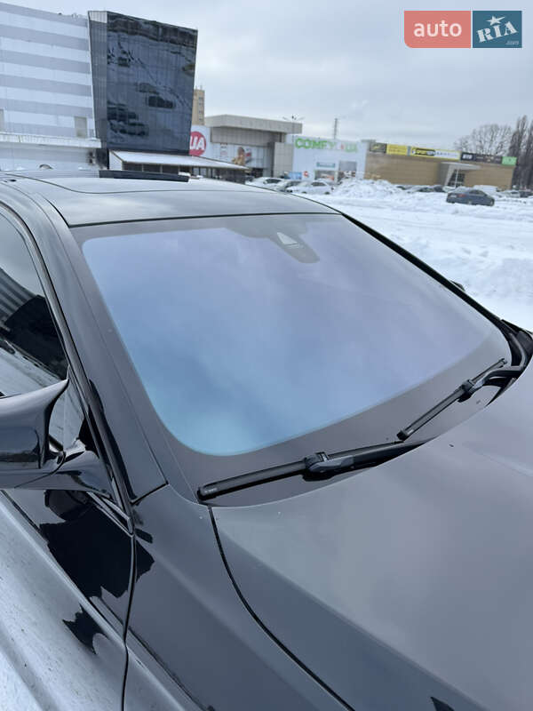 Седан BMW 5 Series 2012 в Житомире