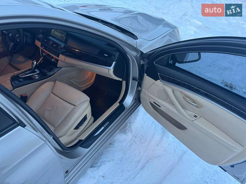 Седан BMW 5 Series 2012 в Василькове