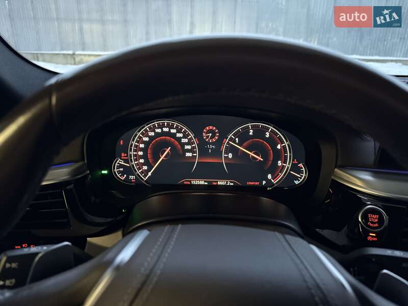 Седан BMW 5 Series 2017 в Львове