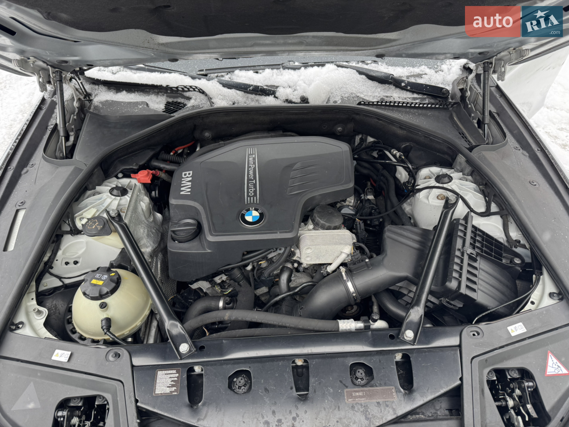 2013 BMW 5er - мініатюра 13