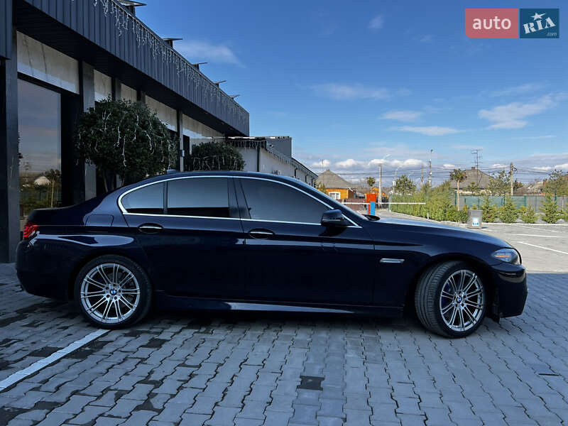 Седан BMW 5 Series 2015 в Виноградове