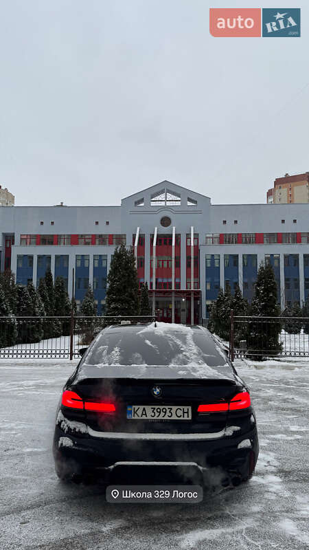 Седан BMW 5 Series 2018 в Киеве