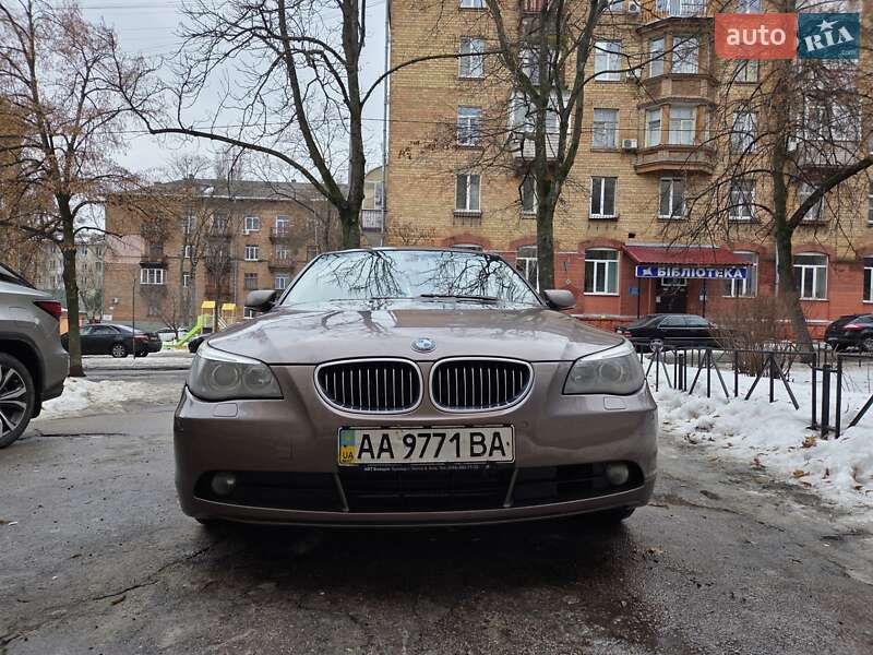 Седан BMW 5 Series 2005 в Киеве