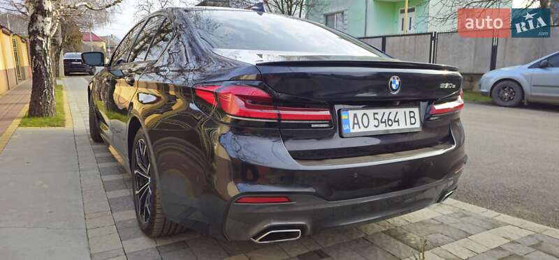 Седан BMW 5 Series 2018 в Берегово