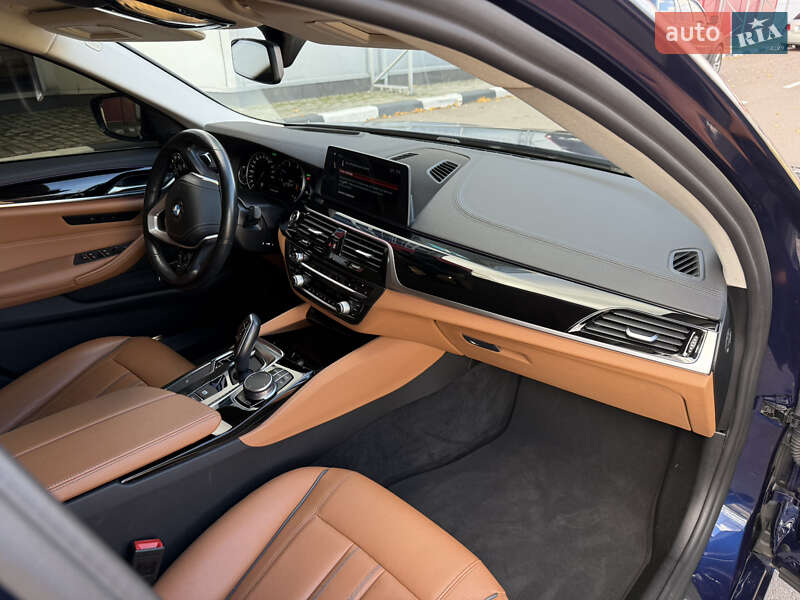 Седан BMW 5 Series 2018 в Киеве фото 31 Седан BMW 5 Series 2018 в Киеве