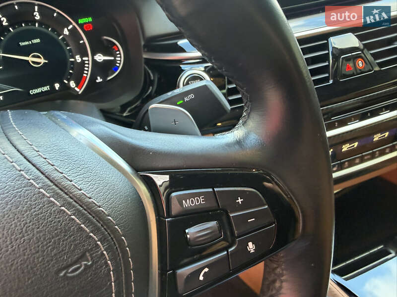 Седан BMW 5 Series 2018 в Киеве фото 45 Седан BMW 5 Series 2018 в Киеве