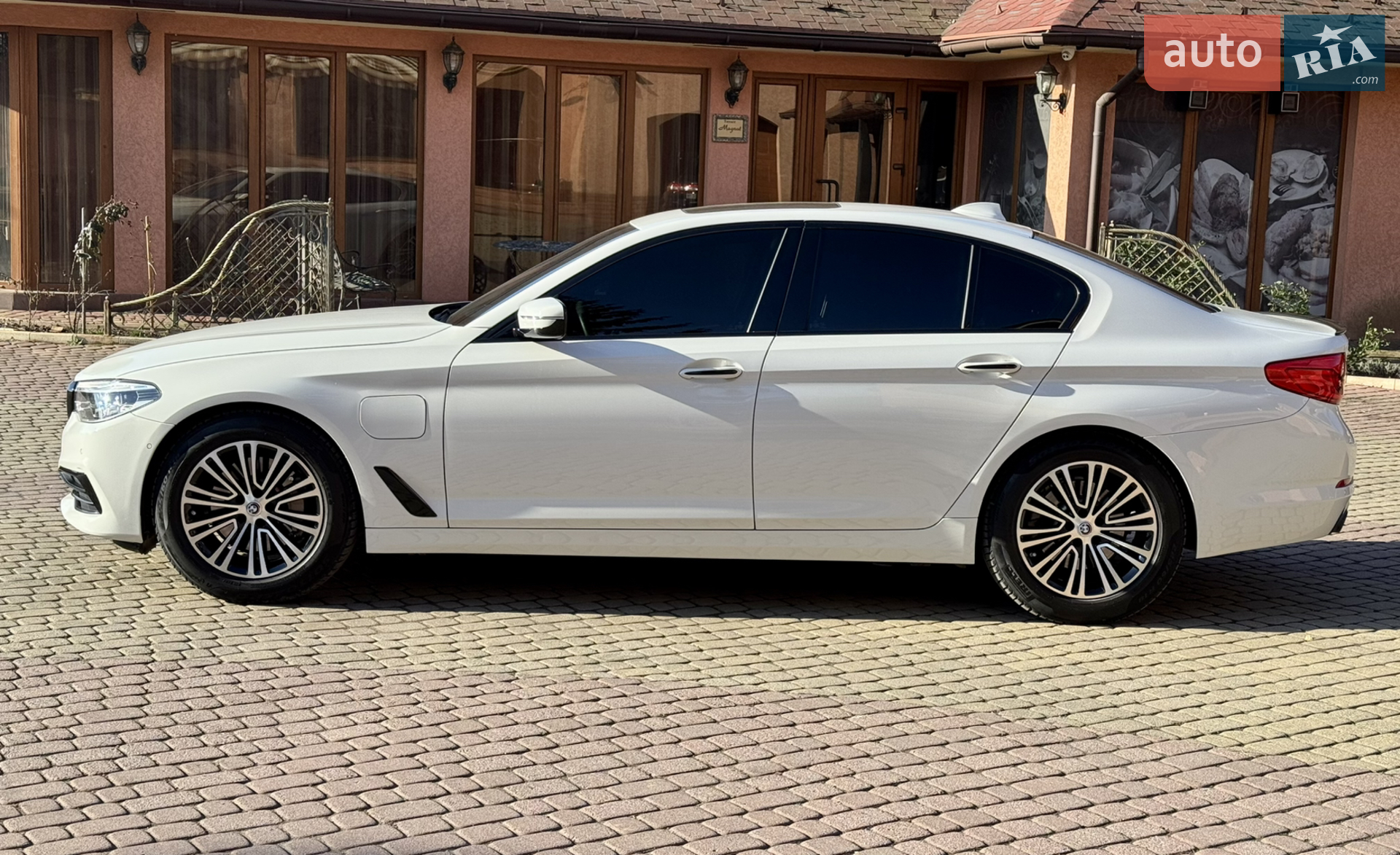 2018 BMW 5er - мініатюра 19