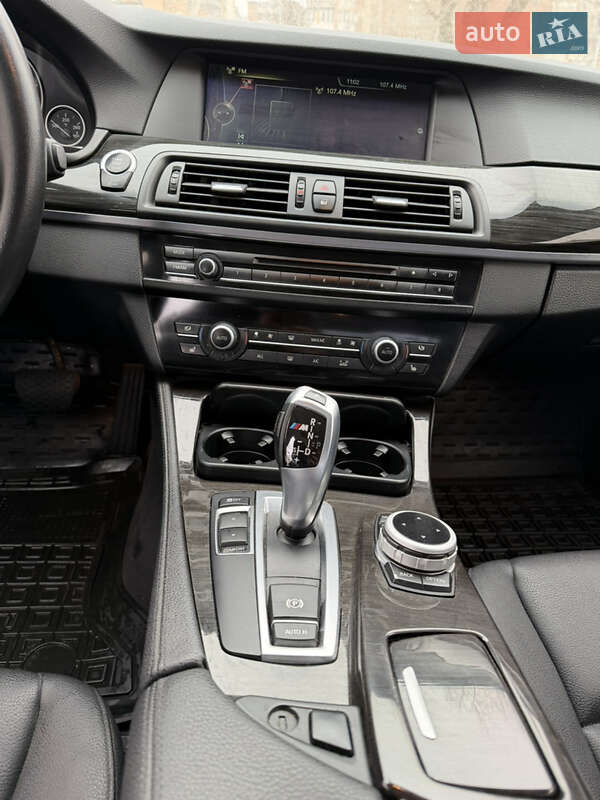 Седан BMW 5 Series 2012 в Харькове