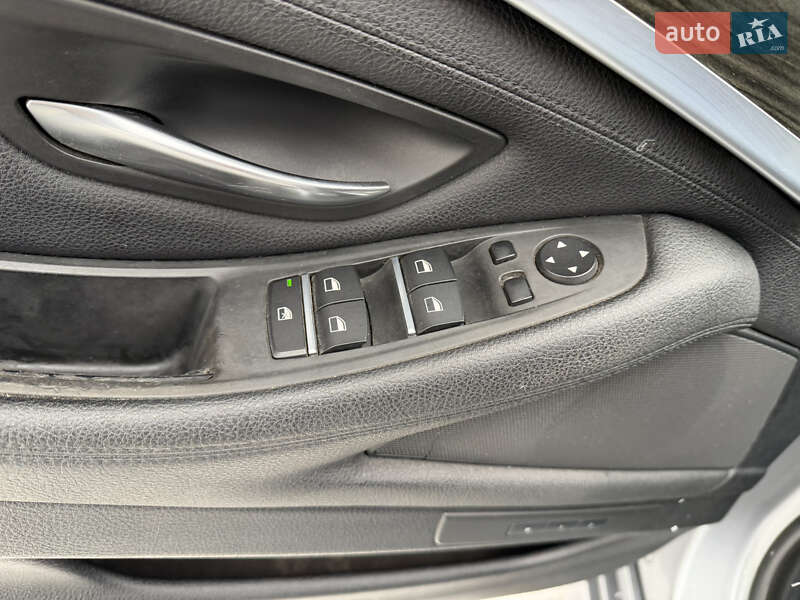 Седан BMW 5 Series 2012 в Харькове