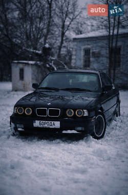 Седан BMW 5 Series 1988 в Кропивницькому