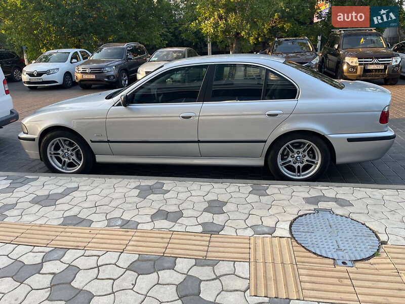 Седан BMW 5 Series 1998 в Одессе