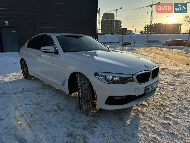 BMW 5 Series 2018 VIN WBAJA9C56JB249953 фото оголошення 4 з 67