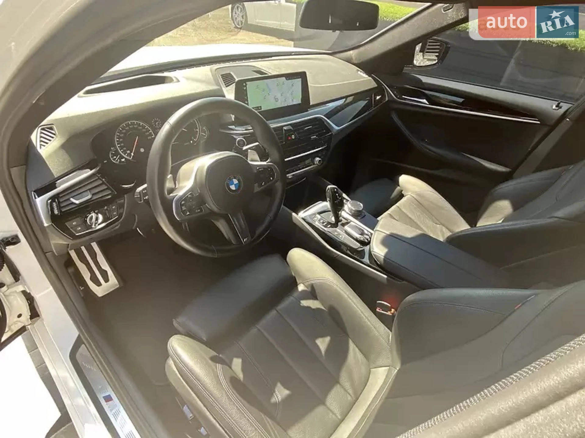 2016 BMW 5er - мініатюра 10