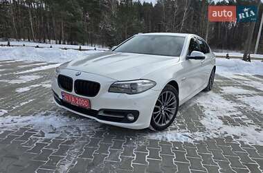 Седан BMW 5 Series 2015 в Ковелі