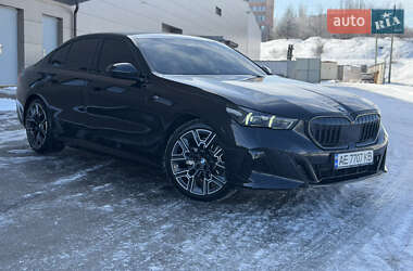 Седан BMW 5 Series 2023 в Кривом Роге