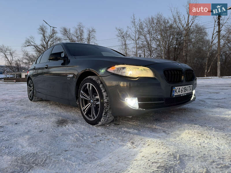 BMW 5 Series 2011