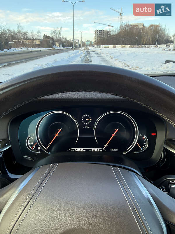 Седан BMW 5 Series 2018 в Львове