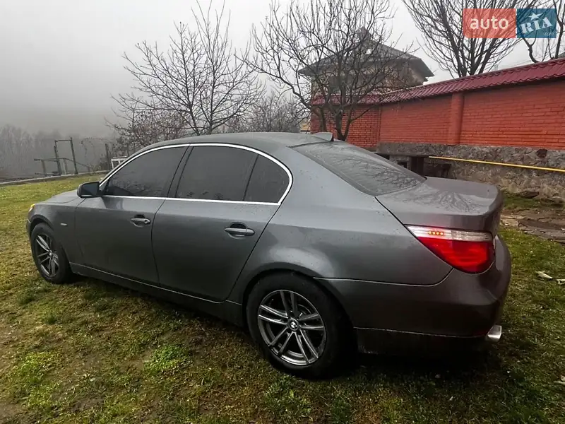 BMW 5 Series 2005 VIN WBANE71040CM02467 фото оголошення 18 з 47