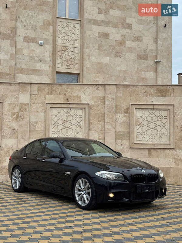 Седан BMW 5 Series 2010 в Одессе