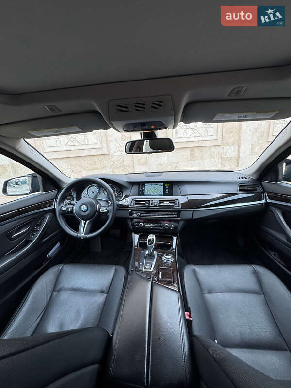 Седан BMW 5 Series 2010 в Одессе