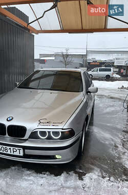 Седан BMW 5 Series 2001 в Буче