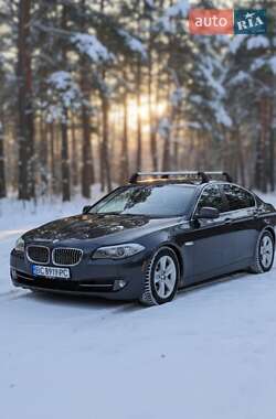 Седан BMW 5 Series 2013 в Стрию