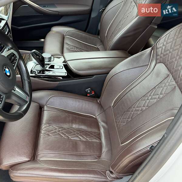 Седан BMW 5 Series 2020 в Одессе