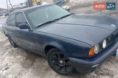 Седан BMW 5 Series 1992 в Погребище