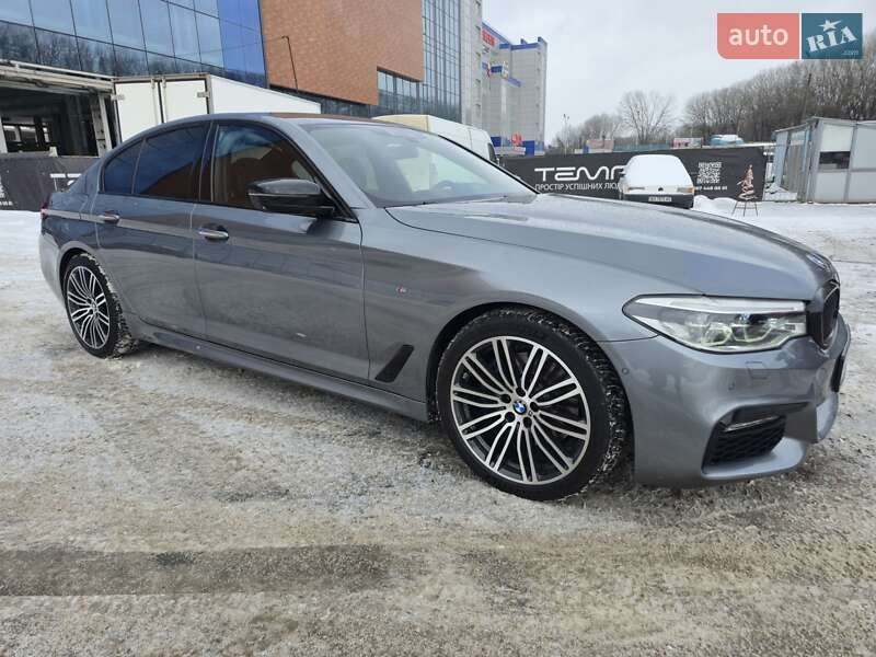 Седан BMW 5 Series 2017 в Хмельницком